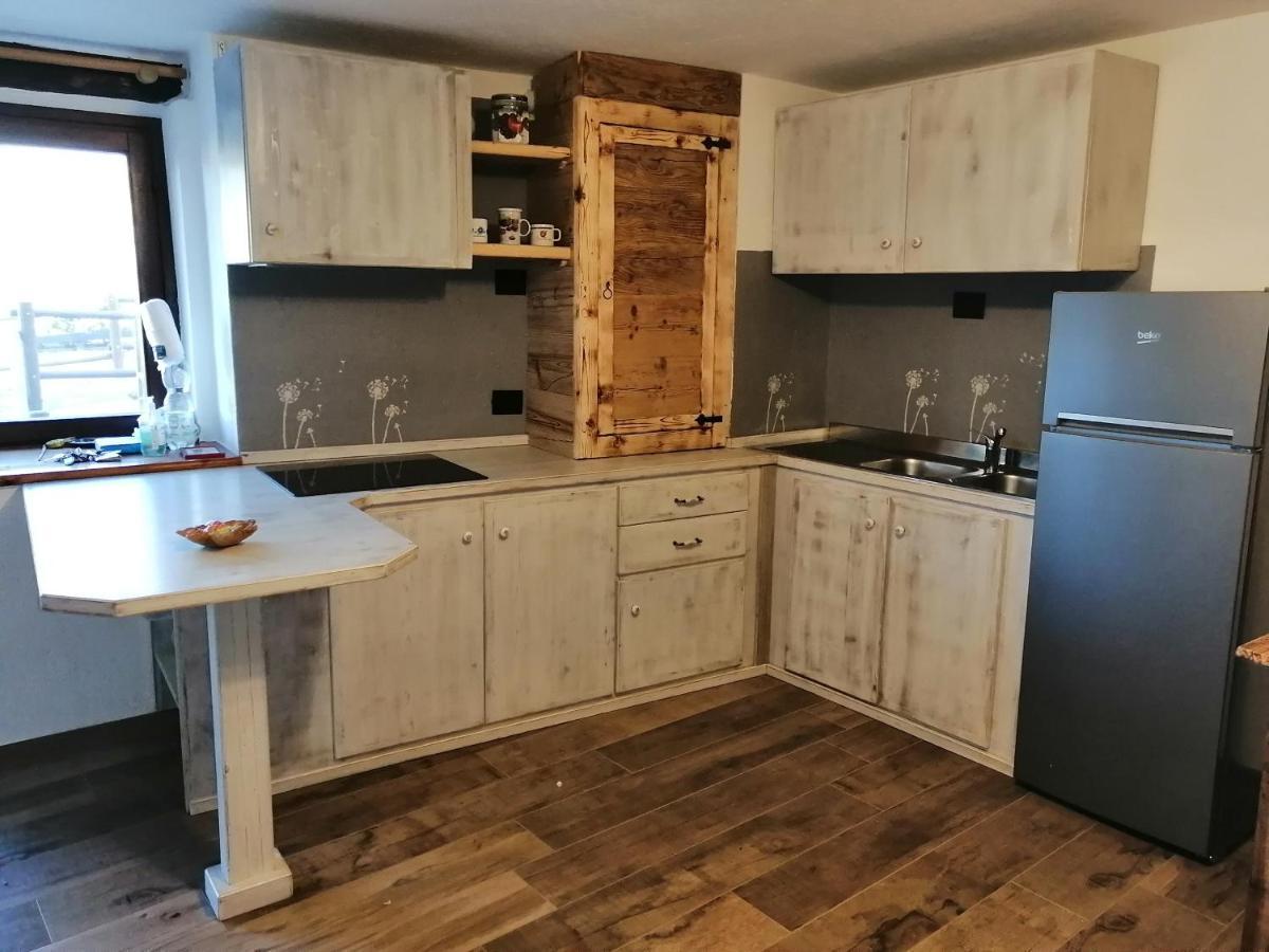 Maison Perriail Vda Gressan N 0029 Eksteriør bilde